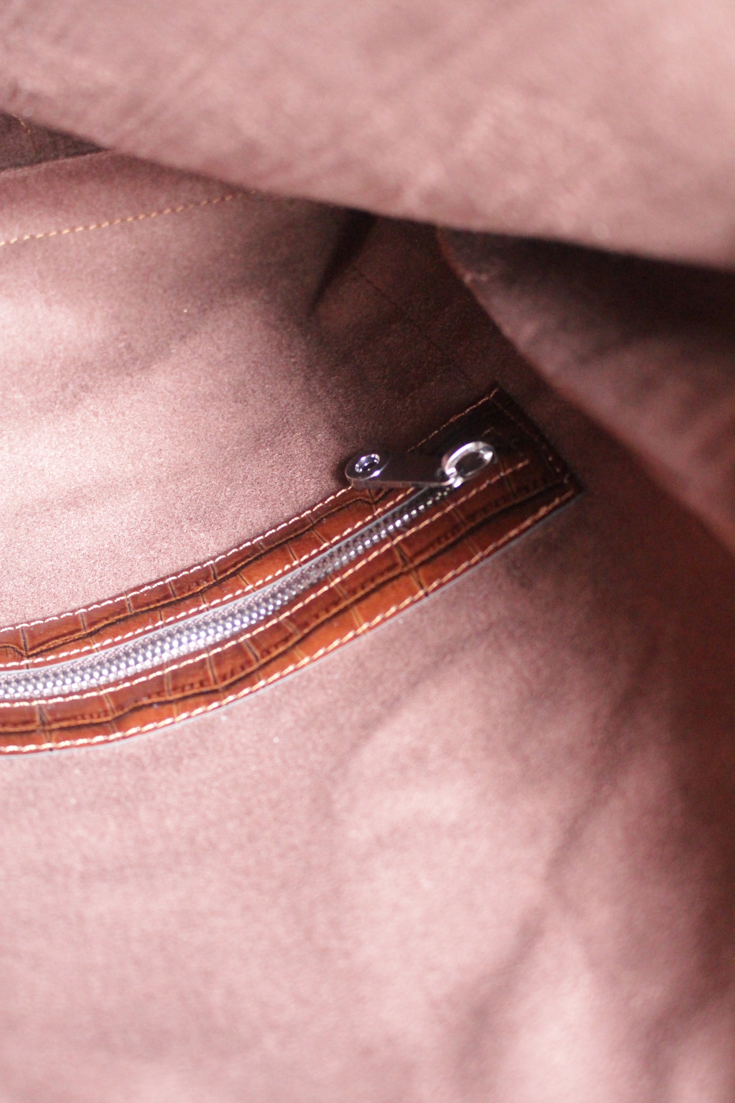 SOHESHSTUDIO CHERRY BAG