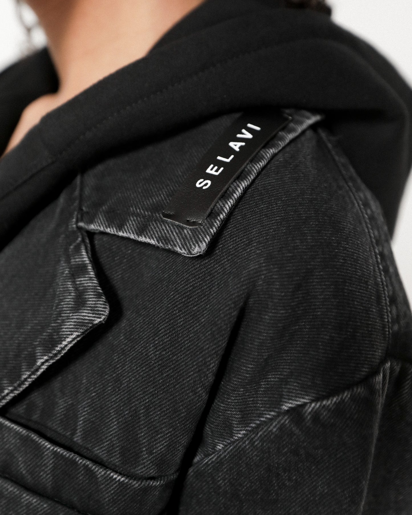 SELAVI DENIM OVERSIZE SHORT COAT