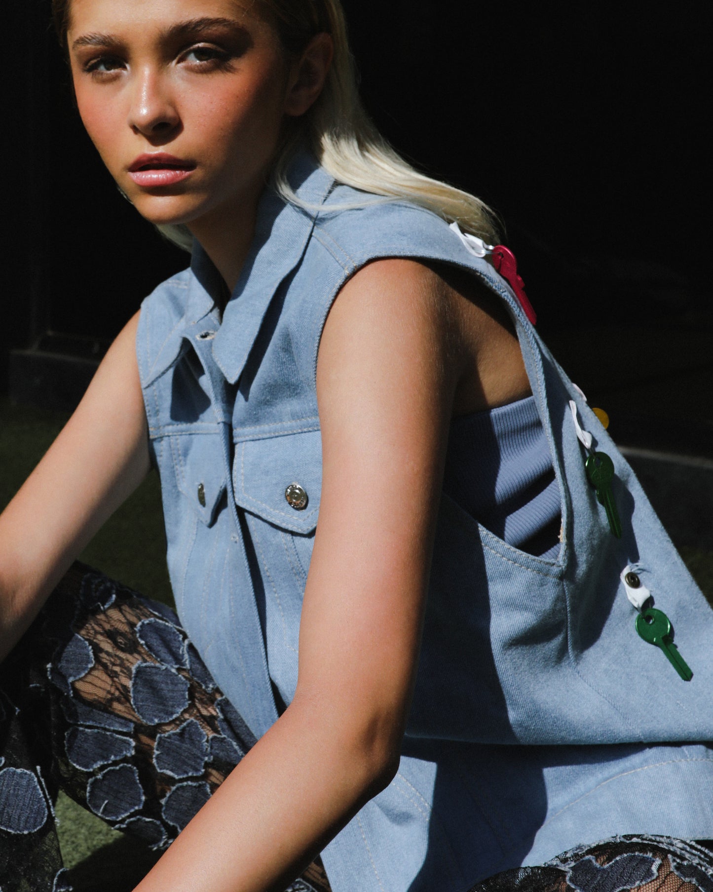 DARBAS LIGHT BLUE FLYING KEYS VEST