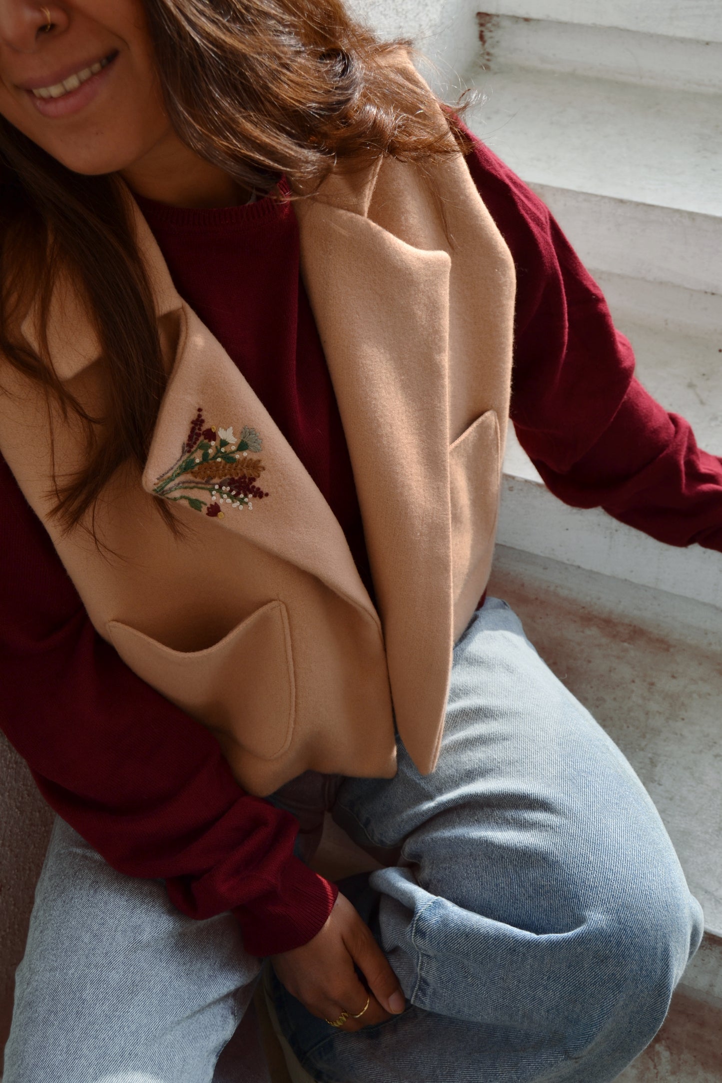 AIOLEH EMBROIDERED FLOWER WOOL VEST