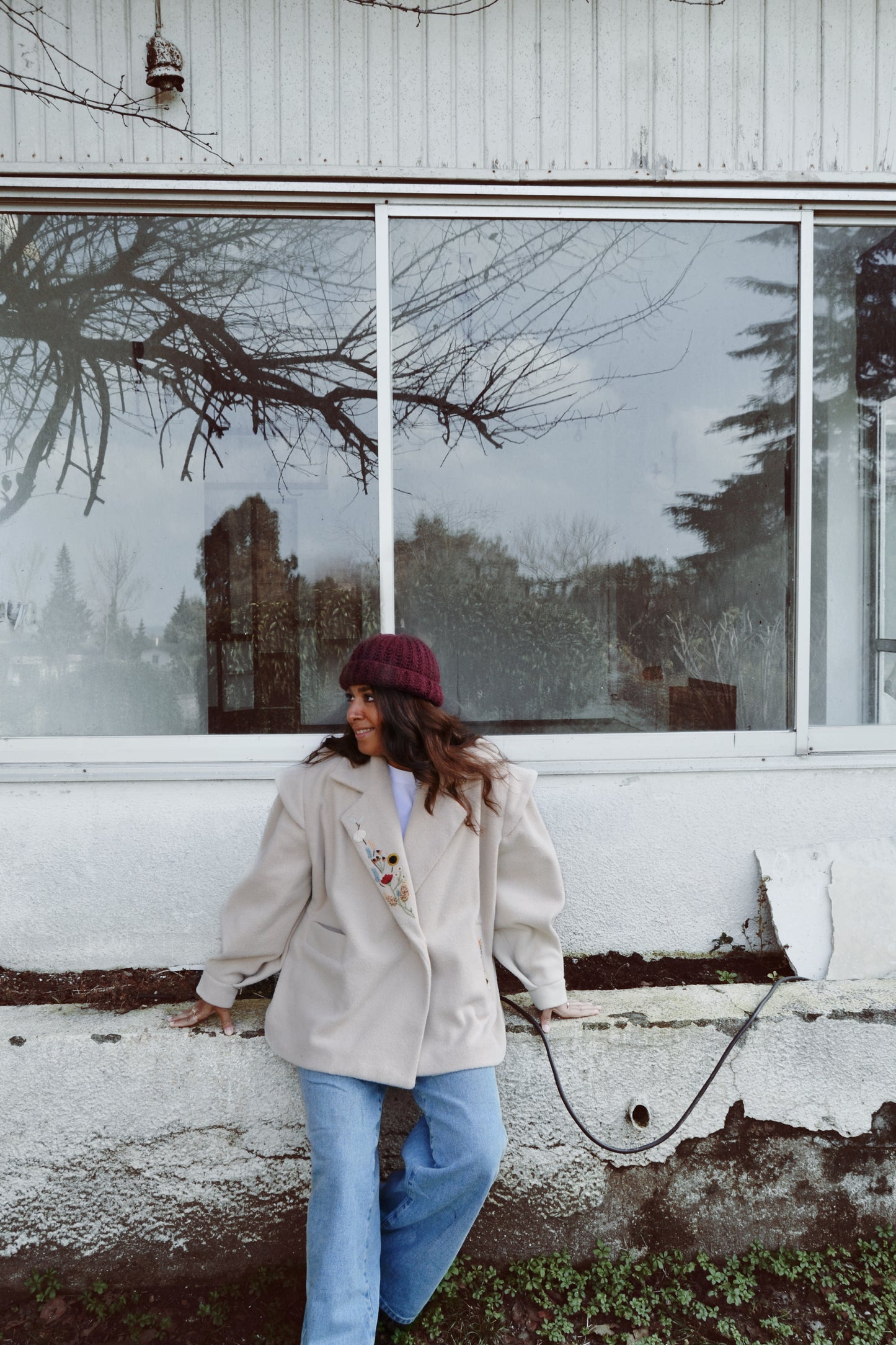 AIOLEH EMBROIDERED FLOWERS WOOL COAT