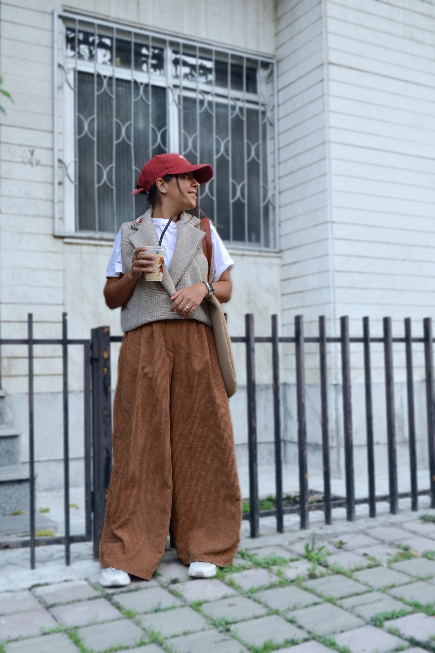 AIOLEH EMBROIDERD FLEECE VEST