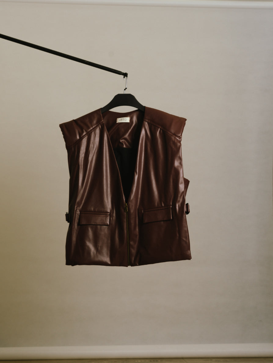 KEEU MAROON VEST