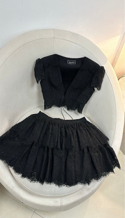 LUORINO BLACK GUIPURE SET